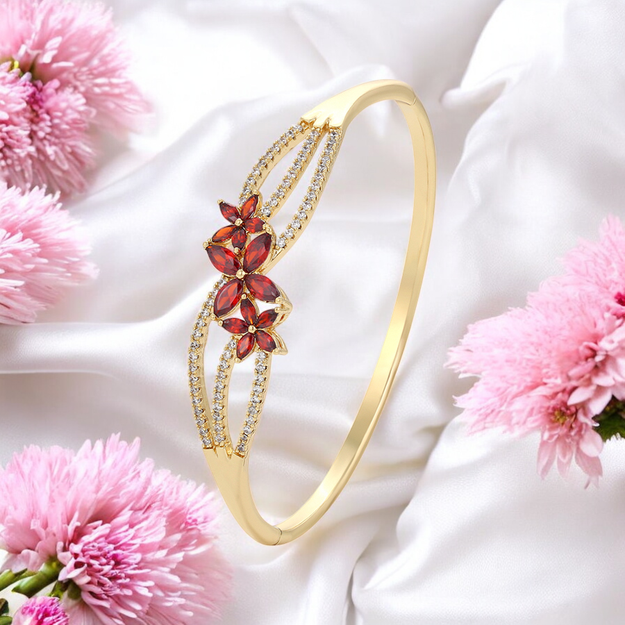 Позлатена твърда гривна "Рубин"