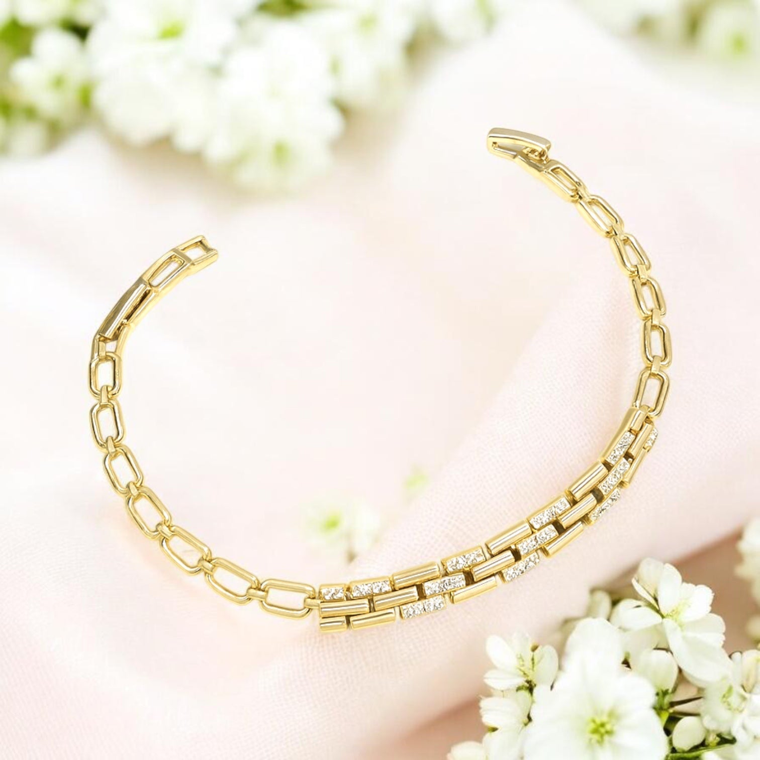 Позлатена гривна "Теменужка"