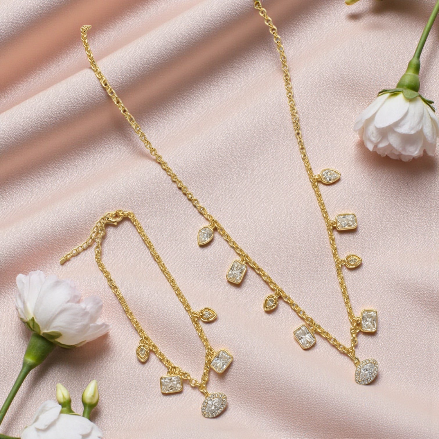 Позлатен комплект с циркони