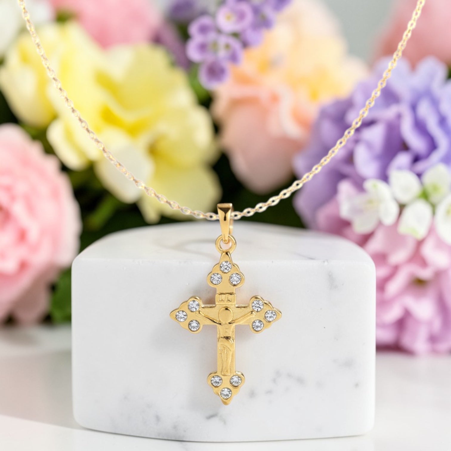 Позлатено колие "Вяра"