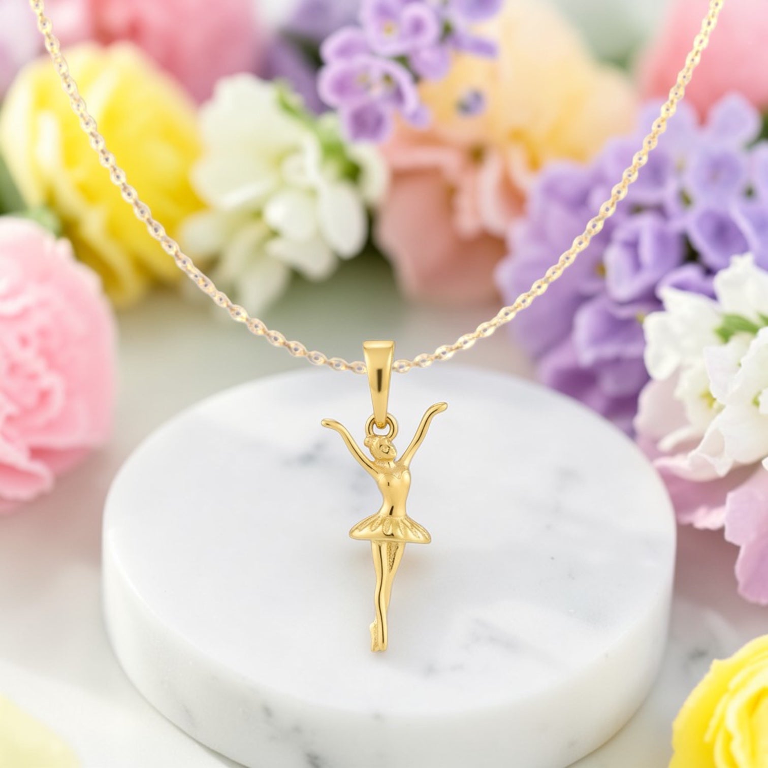Позлатено колие "Балерина"