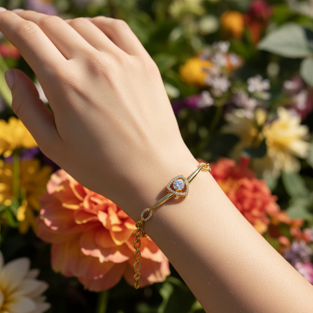 Позлатена гривна "Триъгълник"